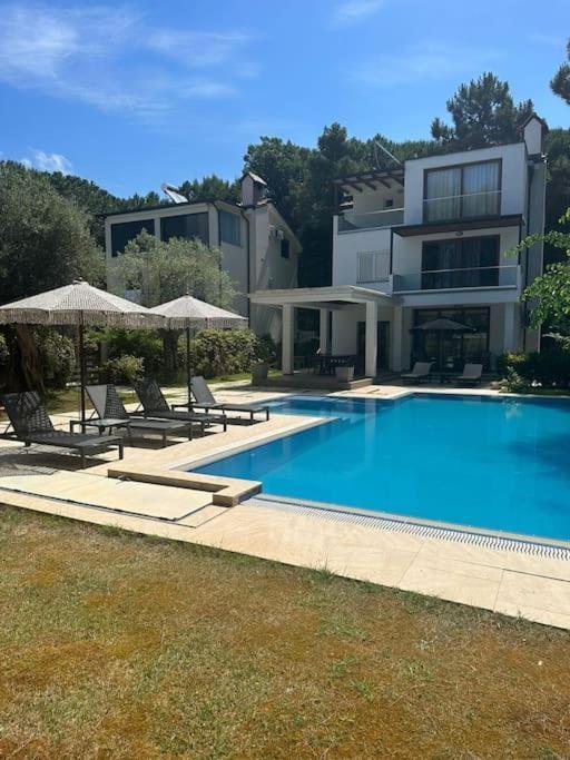 Villa Beachfront With Private Pool By Monika Experiences Golem (Tirana)