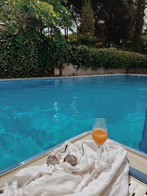 Beachfront With Private Pool By Monika Experiences Villa Golem (Tirana)