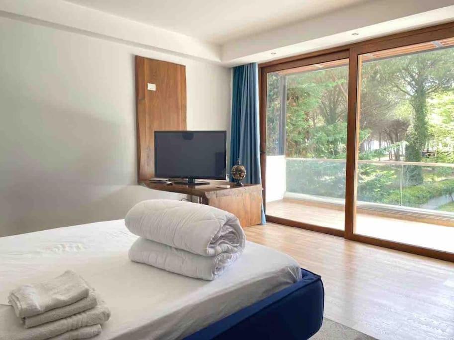 Villa Beachfront With Private Pool By Monika Experiences Golem (Tirana)